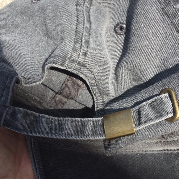 The Young & the Restless Grey Cap! - Picture 3 of 4